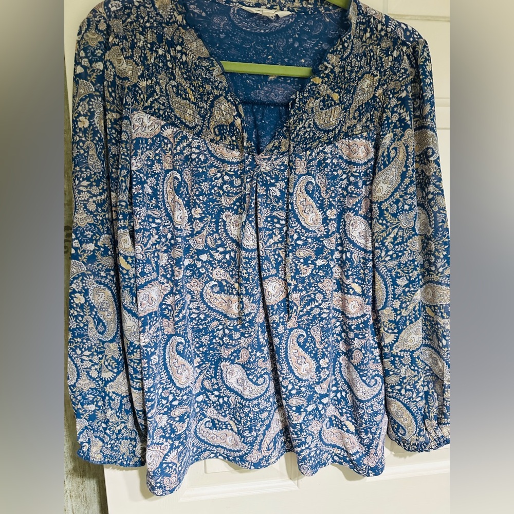 Worn once, Lucky blue and cream paisley top. Flowy and light. Shirred neckline